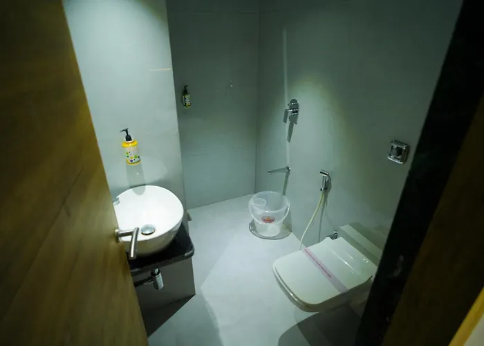 Hotel Amber Paramount Mumbai
